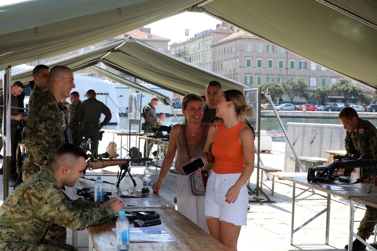 Rijeka: Pripadnici MORH-a na Gatu Karoline riječke