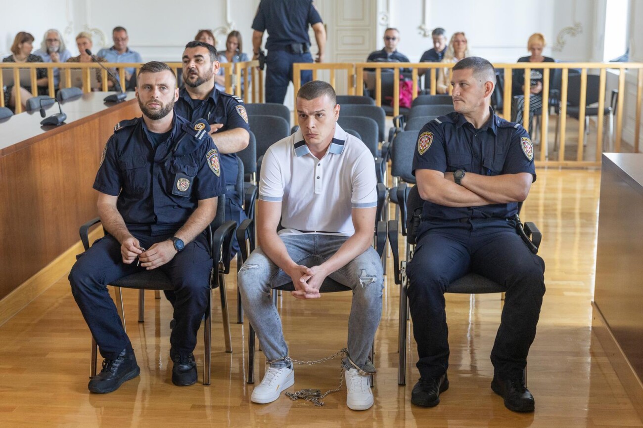 Osijek: Suđenje policajcu Marku Smažilu za ubojstvo Mihaele Berak Osijek: Suđenje policajcu Marku Smažilu za ubojstvo Mihaele Berak