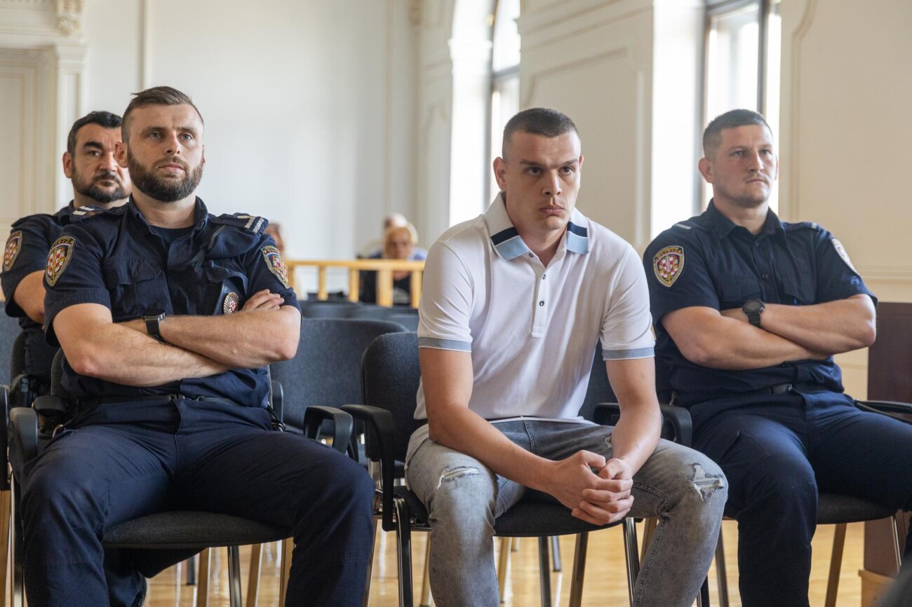 Osijek: Suđenje policajcu Marku Smažilu za ubojstvo Mihaele Berak Osijek: Suđenje policajcu Marku Smažilu za ubojstvo Mihaele Berak