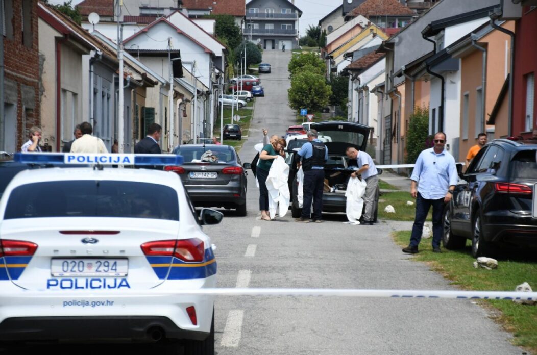 Petero ljudi ubijeno u Domu za starije u Daruvaru Petero ljudi ubijeno u Domu za starije u Daruvaru