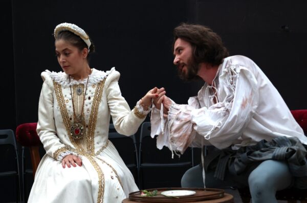 Romanca_ Nika Grbelja, Mario Jovev