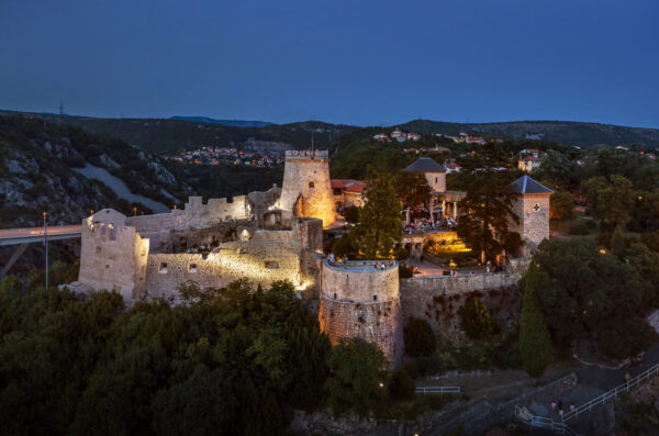 Trsatski kaštel-noćna fotografija