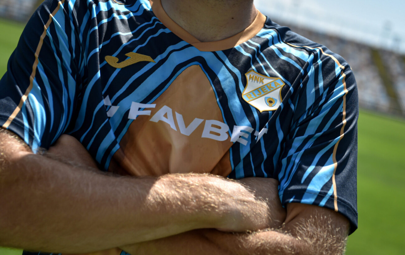 dres rijeka 2024-25 12 dres rijeka 2024-25 12
