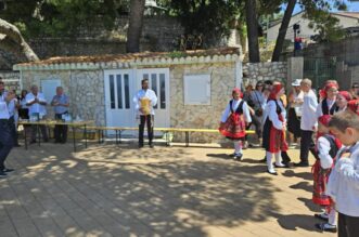lopar baska linija pgž (5) lopar baska linija pgž (5)