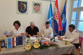lopar baska linija pgž (8) lopar baska linija pgž (8)