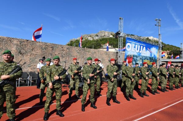 Knin: Generalna proba proslave VRO Oluja na stadionu Dinara