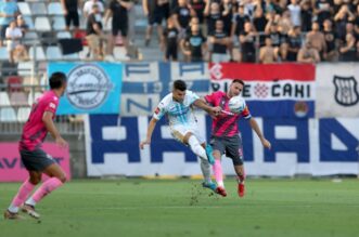 Rijeka i Lokomotiva sastali se u 1. kolu SuperSport HNL-a Rijeka i Lokomotiva sastali se u 1. kolu SuperSport HNL-a