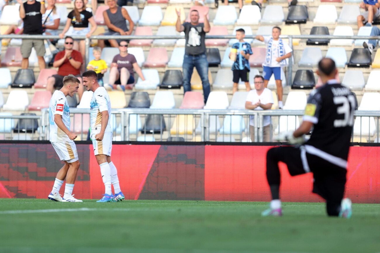 Rijeka i Lokomotiva sastali se u 1. kolu SuperSport HNL-a Rijeka i Lokomotiva sastali se u 1. kolu SuperSport HNL-a