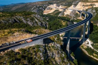 Čapljina: Kamioni testirali most “Hercegovina” na dionici Počitelj – Zvirovići Čapljina: Kamioni testirali most “Hercegovina” na dionici Počitelj – Zvirovići