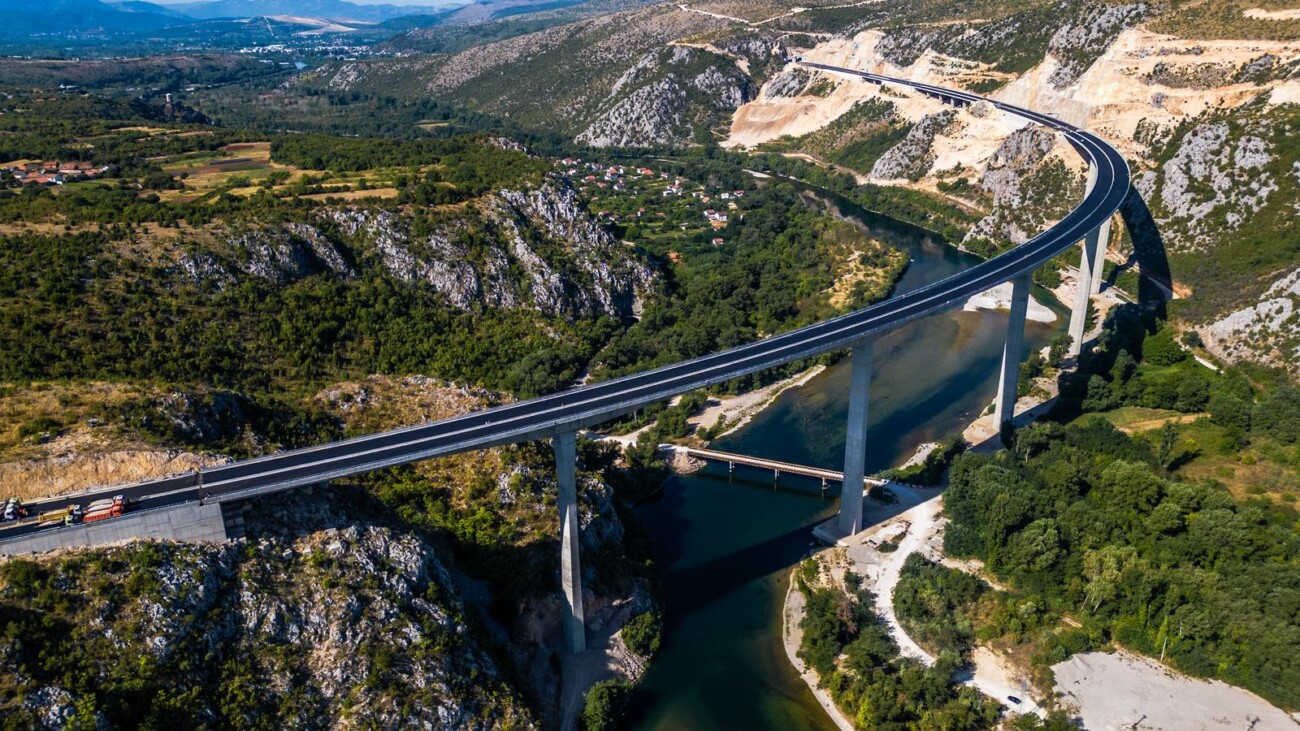 Čapljina: Kamioni testirali most “Hercegovina” na dionici Počitelj – Zvirovići Čapljina: Kamioni testirali most “Hercegovina” na dionici Počitelj – Zvirovići