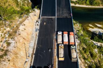 Čapljina: Kamioni testirali most “Hercegovina” na dionici Počitelj – Zvirovići Čapljina: Kamioni testirali most “Hercegovina” na dionici Počitelj – Zvirovići