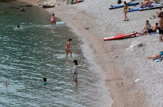 Rijeka: Rijetki kupa?i na plai Nova voda Rijeka: Rijetki kupa?i na plai Nova voda