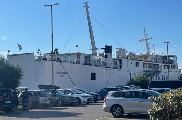 TRAJEKT LASTOVO DANAS.HR