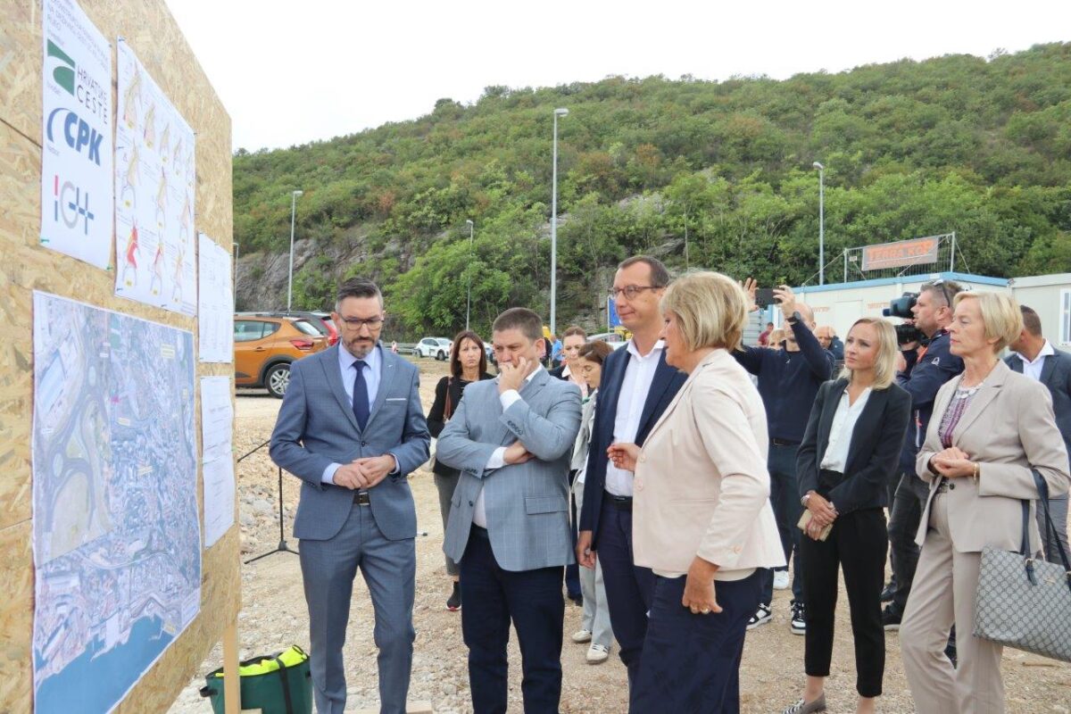 Obilazak-radova-na-raskrizjima-na-cvoru-Skurinje-1200×800 Obilazak-radova-na-raskrizjima-na-cvoru-Skurinje-1200×800