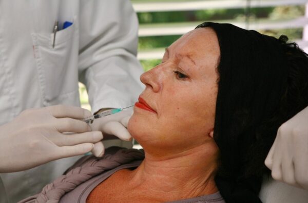 Zagreb: Norveanke Nina i Tone na faceliftingu u Poliklinici dr. Ton?i?
