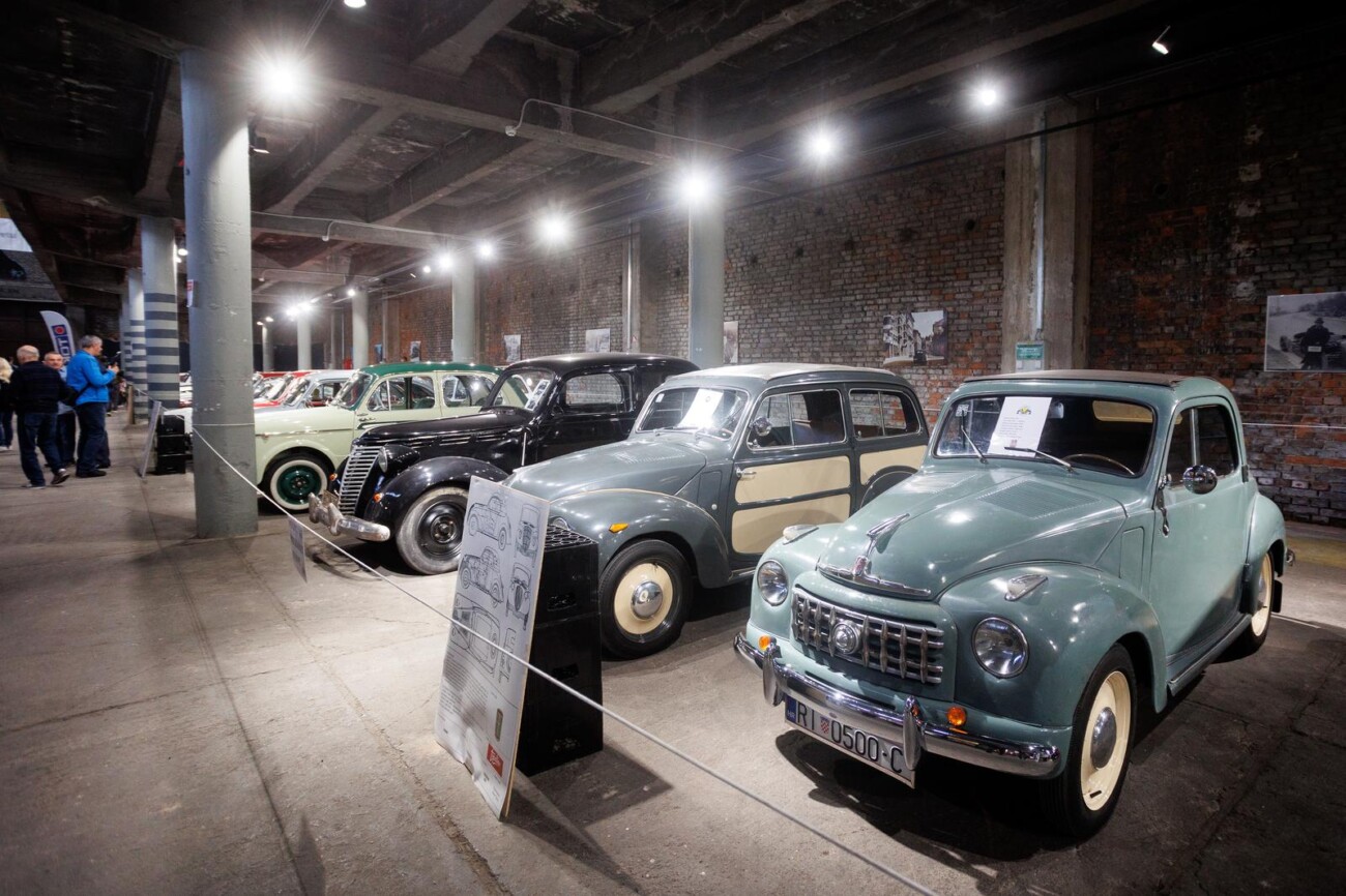 Rijeka: Izložba oldtimer automobila u Exportdrvu Rijeka: Izložba oldtimer automobila u Exportdrvu