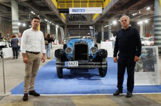 Rijeka: Izložba oldtimer automobila u Exportdrvu Rijeka: Izložba oldtimer automobila u Exportdrvu