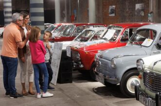 Rijeka: Izložba oldtimer automobila u Exportdrvu Rijeka: Izložba oldtimer automobila u Exportdrvu