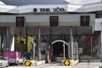 Tunel Učka, ulaz sa istarske strane Tunel Učka, ulaz sa istarske strane