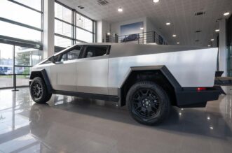 Tesla Cybertruck stigao u Hrvatsku, ali može se samo gledati Tesla Cybertruck stigao u Hrvatsku, ali može se samo gledati