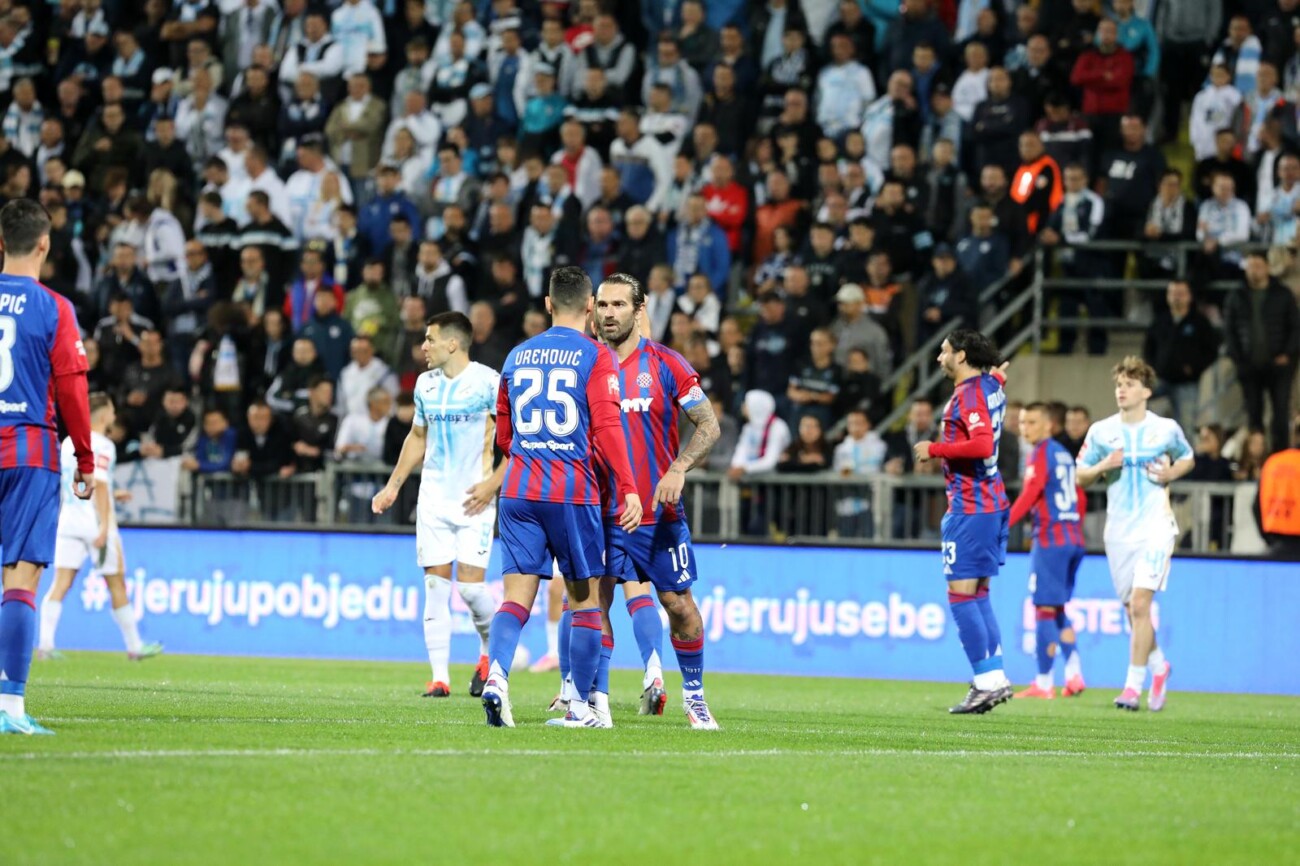 Rijeka: Rijeka i Hajduk sastali se u 8. kolu SuperSport HNL-a Rijeka: Rijeka i Hajduk sastali se u 8. kolu SuperSport HNL-a