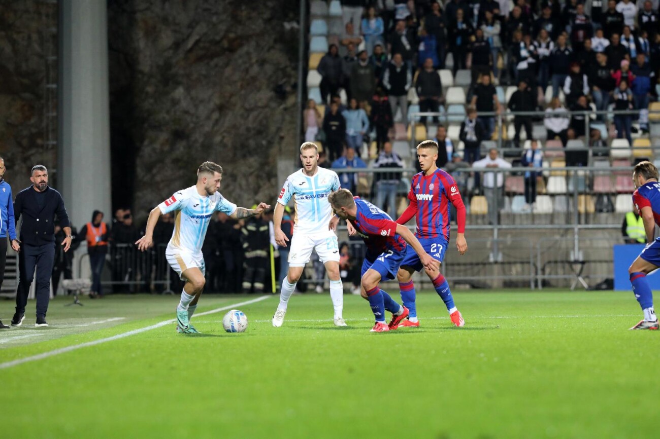 Rijeka: Rijeka i Hajduk sastali se u 8. kolu SuperSport HNL-a Rijeka: Rijeka i Hajduk sastali se u 8. kolu SuperSport HNL-a