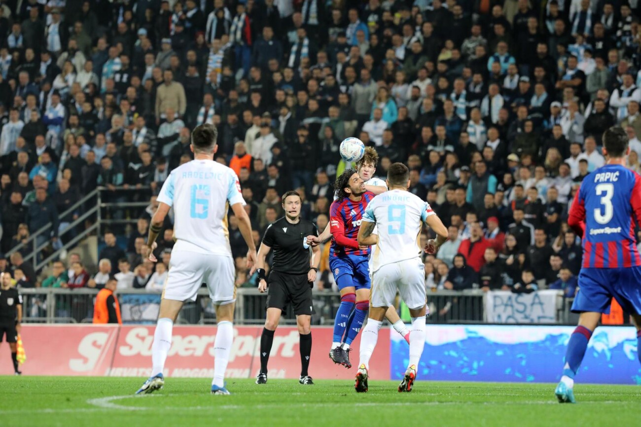 Rijeka: Rijeka i Hajduk sastali se u 8. kolu SuperSport HNL-a Rijeka: Rijeka i Hajduk sastali se u 8. kolu SuperSport HNL-a