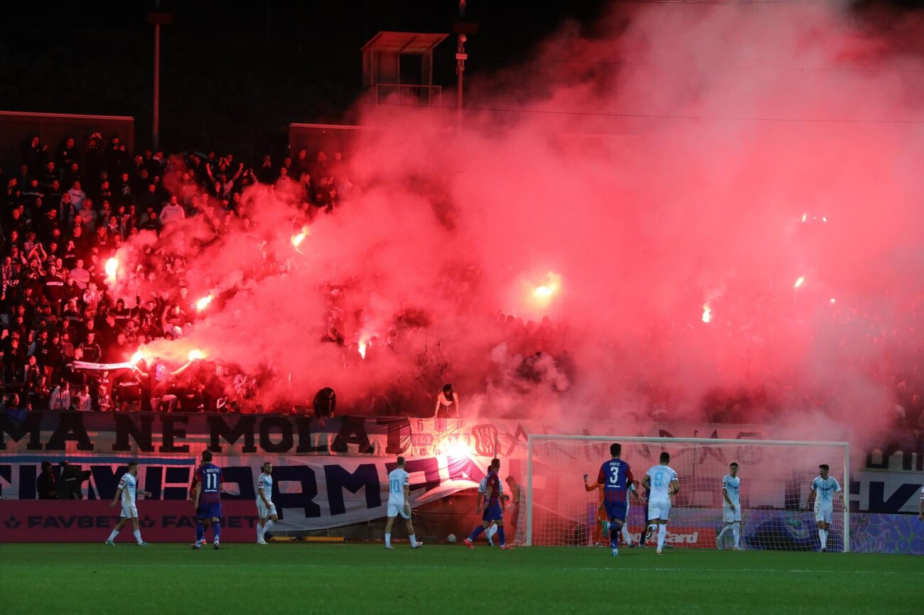 Rijeka: Rijeka i Hajduk sastali se u 8. kolu SuperSport HNL-a Rijeka: Rijeka i Hajduk sastali se u 8. kolu SuperSport HNL-a