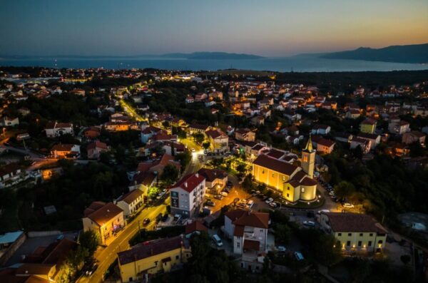 viskovo dron noć