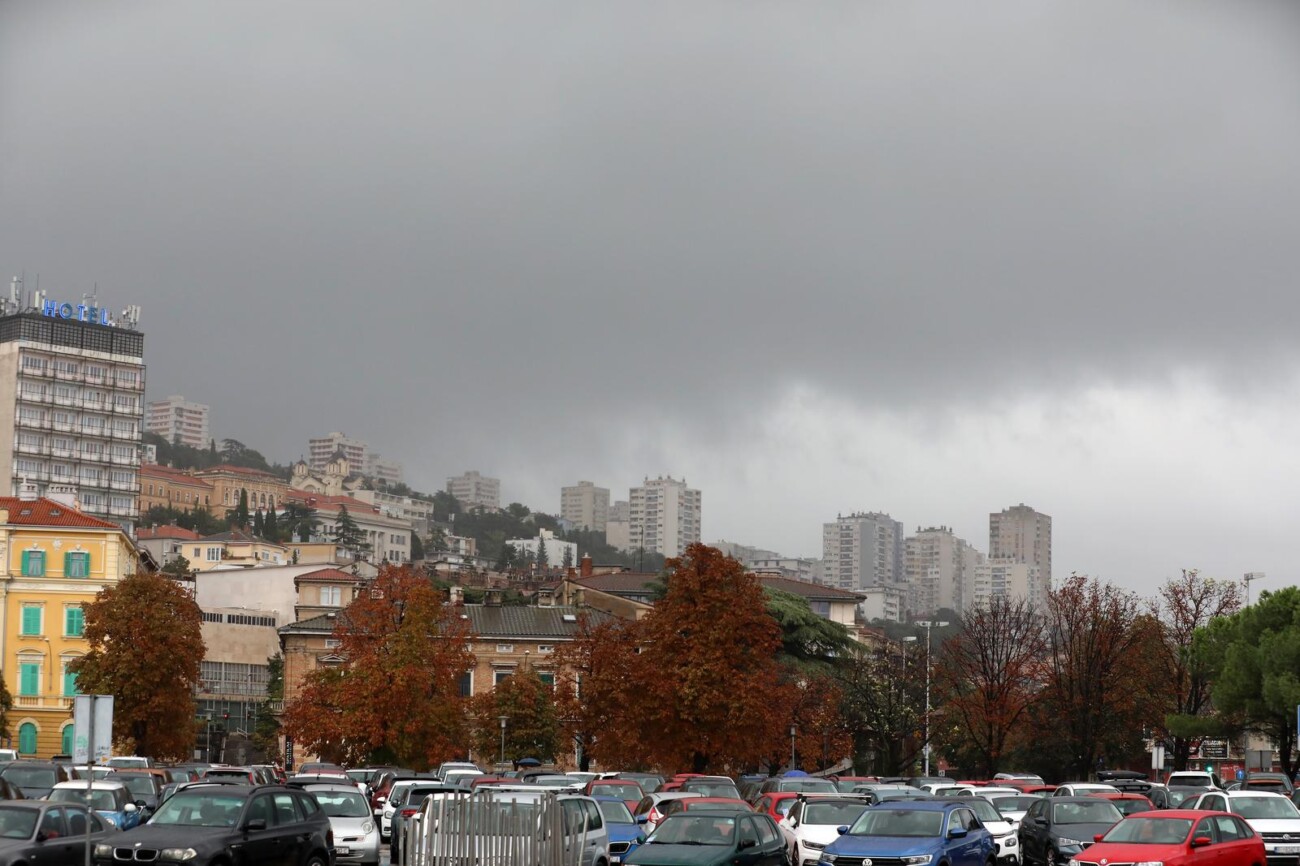 Rijeka: Kišni dan u centru grada Rijeka: Kišni dan u centru grada