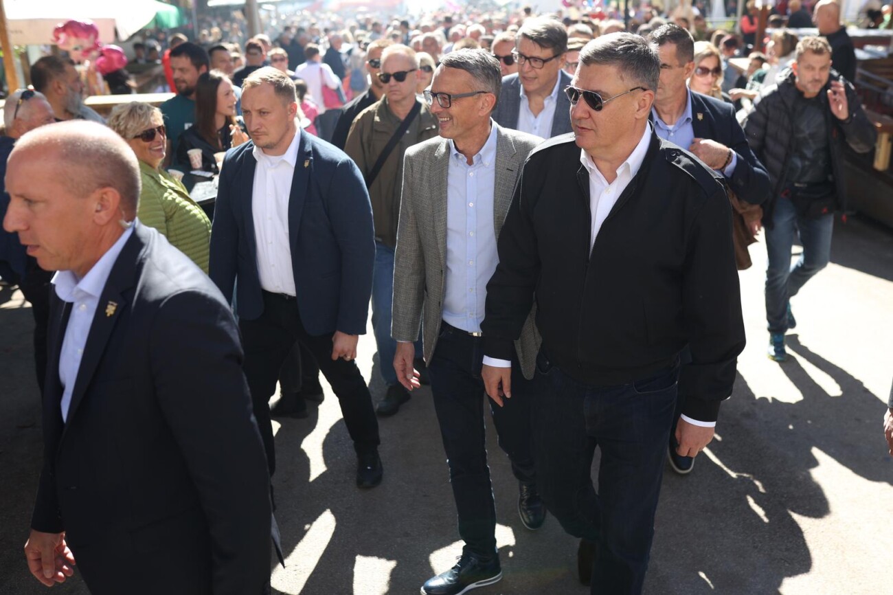 Predsjednik Republike sudjelovao je na centralnom događaju „Pozdrav Beloj nedeji“ manifestacije „Bela nedeja“ u Gradu Kastvu Predsjednik Republike sudjelovao je na centralnom događaju „Pozdrav Beloj nedeji“ manifestacije „Bela nedeja“ u Gradu Kastvu