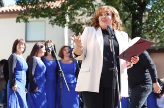 Predsjednik Republike sudjelovao je na centralnom događaju „Pozdrav Beloj nedeji“ manifestacije „Bela nedeja“ u Gradu Kastvu Predsjednik Republike sudjelovao je na centralnom događaju „Pozdrav Beloj nedeji“ manifestacije „Bela nedeja“ u Gradu Kastvu