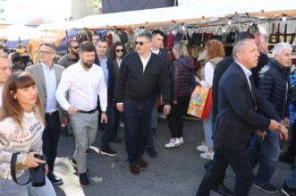 Predsjednik Republike sudjelovao je na centralnom događaju „Pozdrav Beloj nedeji“ manifestacije „Bela nedeja“ u Gradu Kastvu Predsjednik Republike sudjelovao je na centralnom događaju „Pozdrav Beloj nedeji“ manifestacije „Bela nedeja“ u Gradu Kastvu
