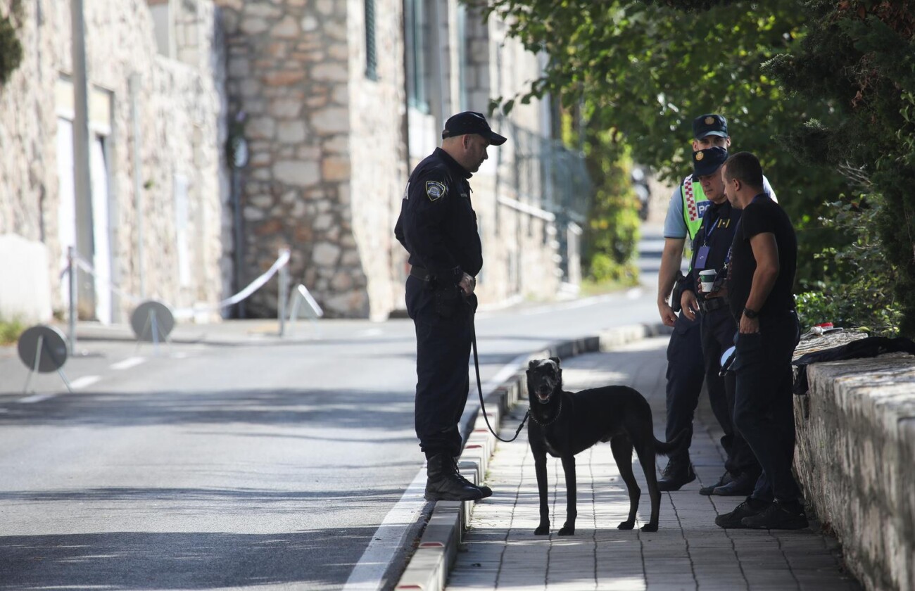 Dubrovnik: Mjere osiguranja na ulicama grada uoči dolaska ukrajinskog predsjednika Zelenskog Dubrovnik: Mjere osiguranja na ulicama grada uoči dolaska ukrajinskog predsjednika Zelenskog