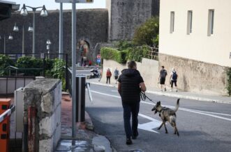 Dubrovnik: Mjere osiguranja na ulicama grada uoči dolaska ukrajinskog predsjednika Zelenskog Dubrovnik: Mjere osiguranja na ulicama grada uoči dolaska ukrajinskog predsjednika Zelenskog