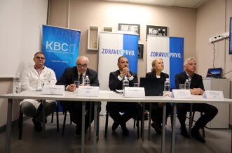 Rijeka: Ministar Beroš na puštanju u rad linearnog akceleratora u KBC-u Rijeka Rijeka: Ministar Beroš na puštanju u rad linearnog akceleratora u KBC-u Rijeka
