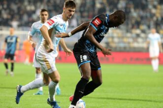 Rijeka: Rijeka i Varaždin susreli se u 11 kolu SuperSport HNL-a Rijeka: Rijeka i Varaždin susreli se u 11 kolu SuperSport HNL-a