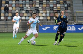 Rijeka: Rijeka i Varaždin susreli se u 11 kolu SuperSport HNL-a Rijeka: Rijeka i Varaždin susreli se u 11 kolu SuperSport HNL-a