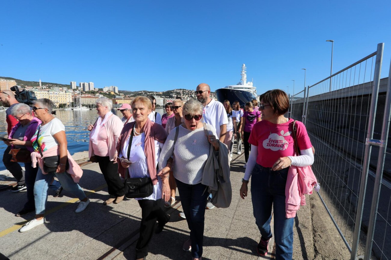 Rijeka: Javnozdravstvena akcija “Rui?asti lukobran – Hodajmo protiv raka dojke” Rijeka: Javnozdravstvena akcija “Rui?asti lukobran – Hodajmo protiv raka dojke”