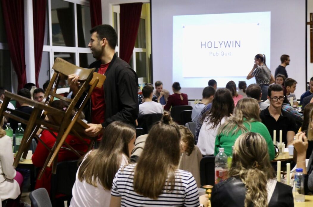 Župa Srca Isusova u Splitu organizirala Holywin kao odgovor na Halloween Župa Srca Isusova u Splitu organizirala Holywin kao odgovor na Halloween