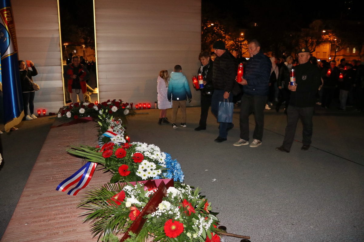 Dan-sjećanja-na-žrtve-Domovinskog-rata-3 Dan-sjećanja-na-žrtve-Domovinskog-rata-3
