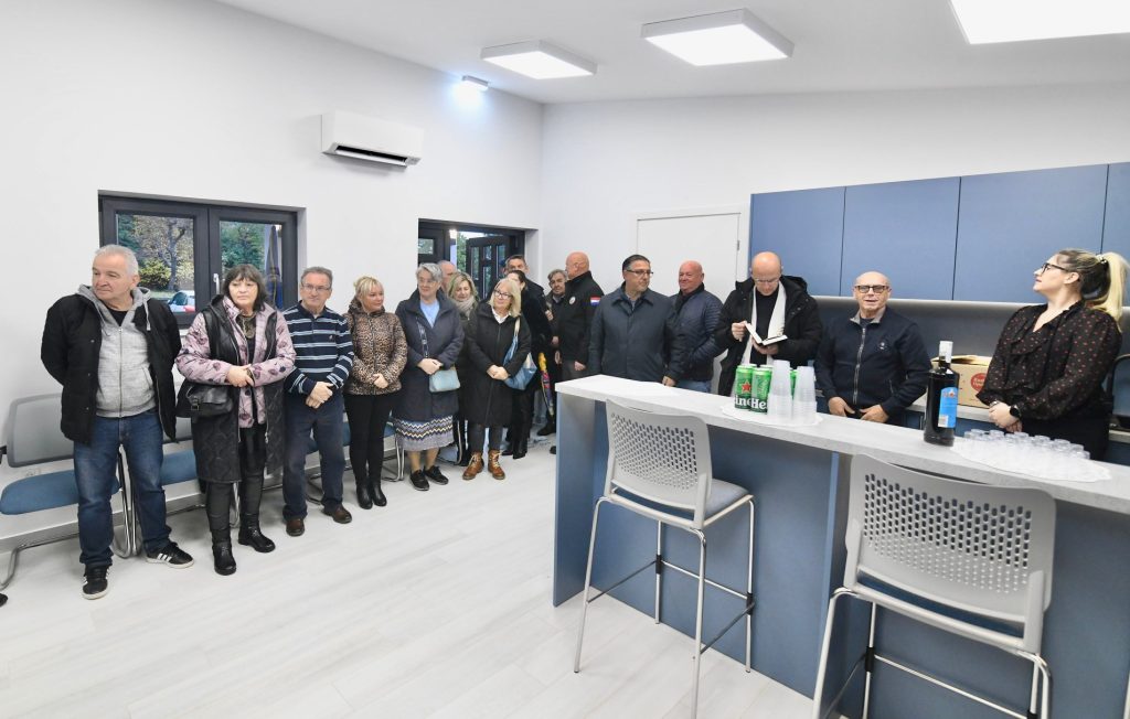 KOSTRENA UDVDR NOVI PROSTOR (10) KOSTRENA UDVDR NOVI PROSTOR (10)