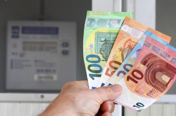 Cijene struje i računa u eurima