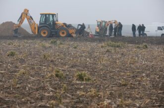 U blizini Vukovara otkrivena grobnica s posmrtnim ostatcima stradalih u Domovinskom ratu U blizini Vukovara otkrivena grobnica s posmrtnim ostatcima stradalih u Domovinskom ratu