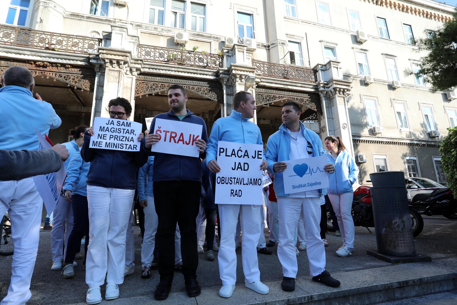 Rijeka: Štrajk medicinskih djelatnika u KBC-u Rijeka Rijeka: Štrajk medicinskih djelatnika u KBC-u Rijeka