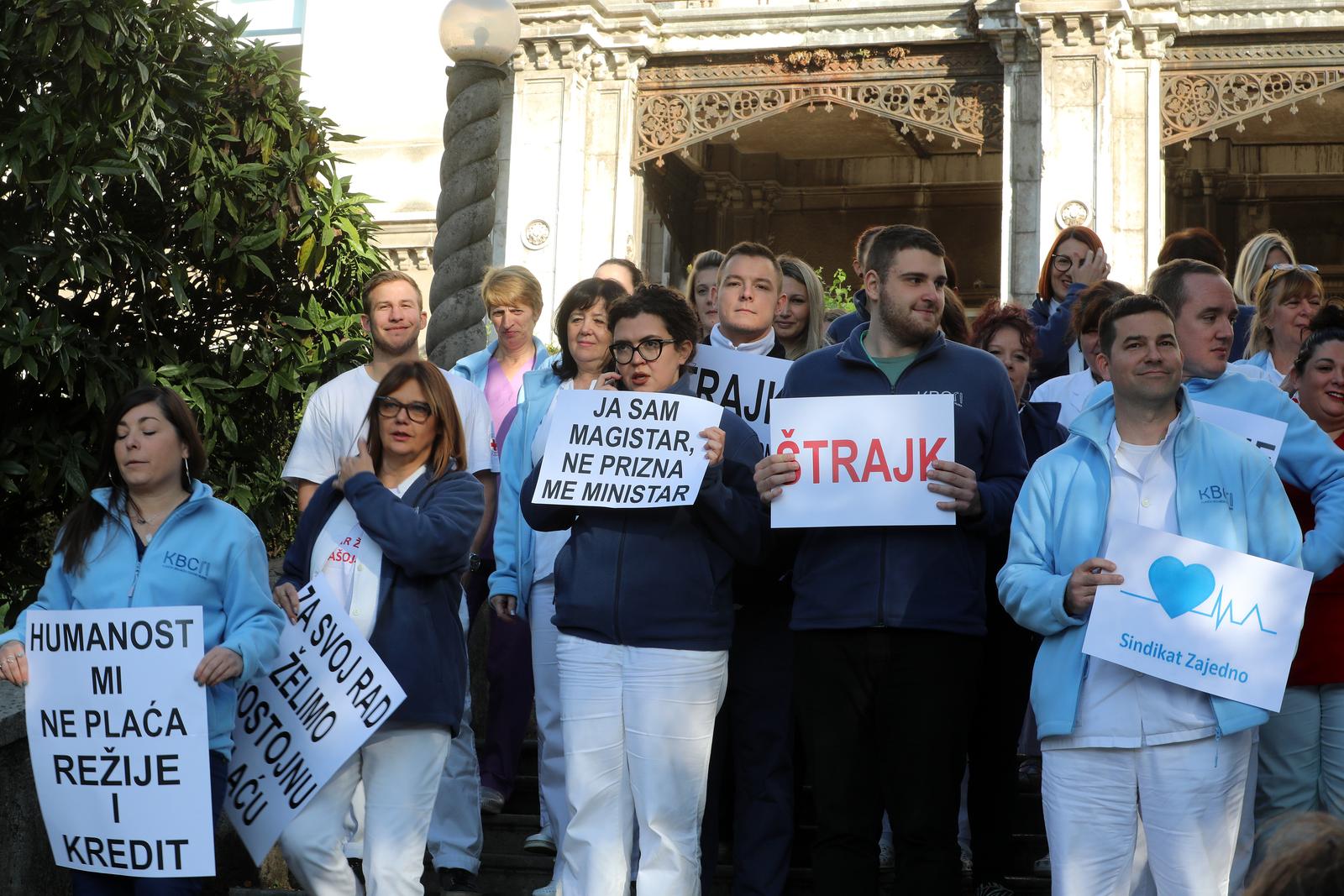 Rijeka: Štrajk medicinskih djelatnika u KBC-u Rijeka Rijeka: Štrajk medicinskih djelatnika u KBC-u Rijeka