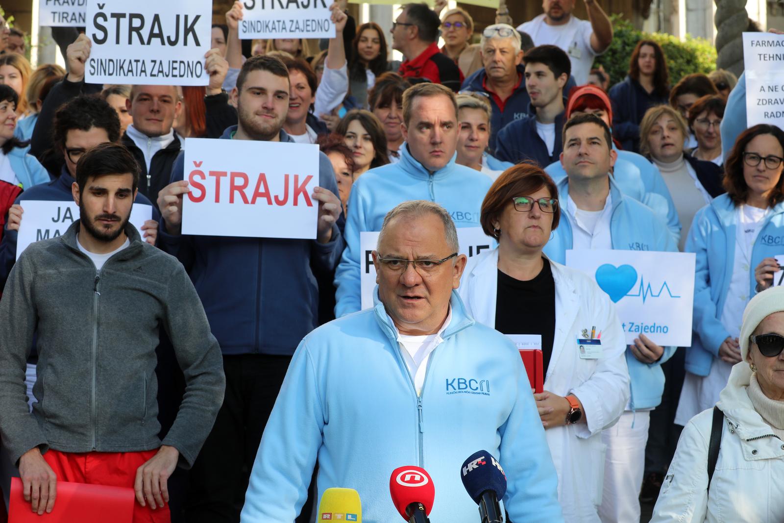 Rijeka: Štrajk medicinskih djelatnika u KBC-u Rijeka Rijeka: Štrajk medicinskih djelatnika u KBC-u Rijeka