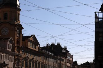 Rijeka: Po?elo ukraavanje grada uo?i blagdana Rijeka: Po?elo ukraavanje grada uo?i blagdana