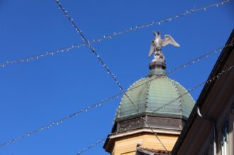 Rijeka: Po?elo ukraavanje grada uo?i blagdana Rijeka: Po?elo ukraavanje grada uo?i blagdana