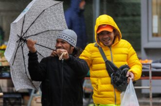 Rijeka: Kiša te jugo otežavaju rad na tržnici Rijeka: Kiša te jugo otežavaju rad na tržnici